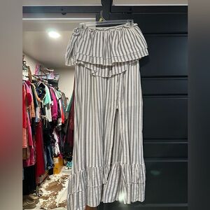 Two piece stripped set